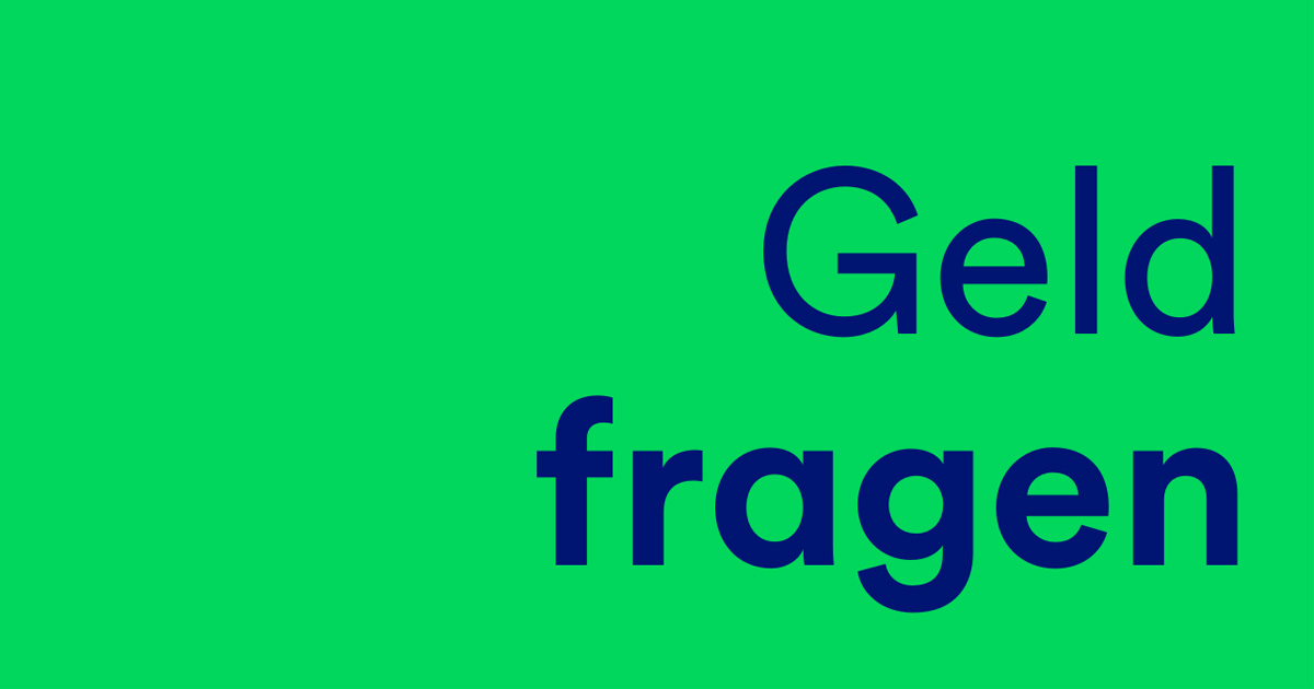 Geld fragen mit Moritz Neumeier Geld fragen, blaue Schrift auf grün