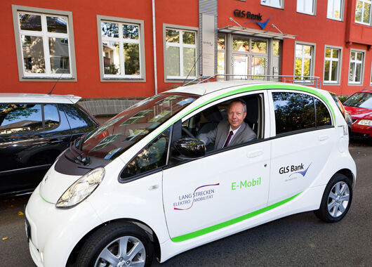 Elektromobilität: Bundesregierung fördert Projekt der GLS Bank