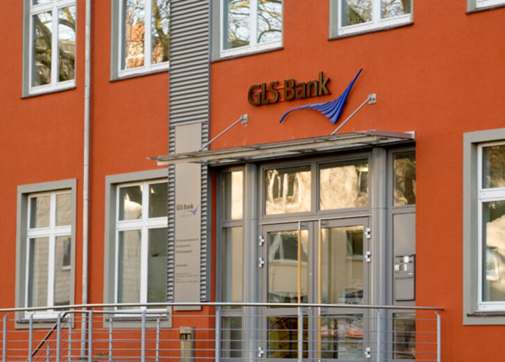 Mehr lesen zu „Hohe Nachfrage nach Krediten der GLS Bank“