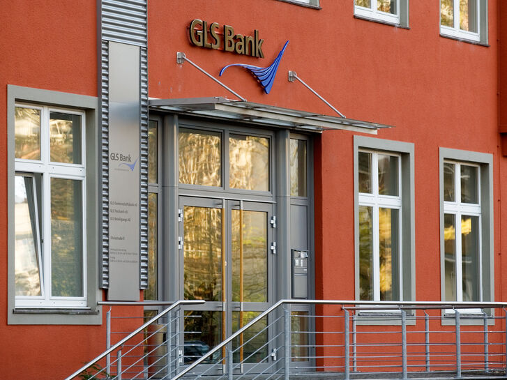 Mehr lesen zu „Rote Hilfe und GLS Bank arbeiten weiter zusammen“