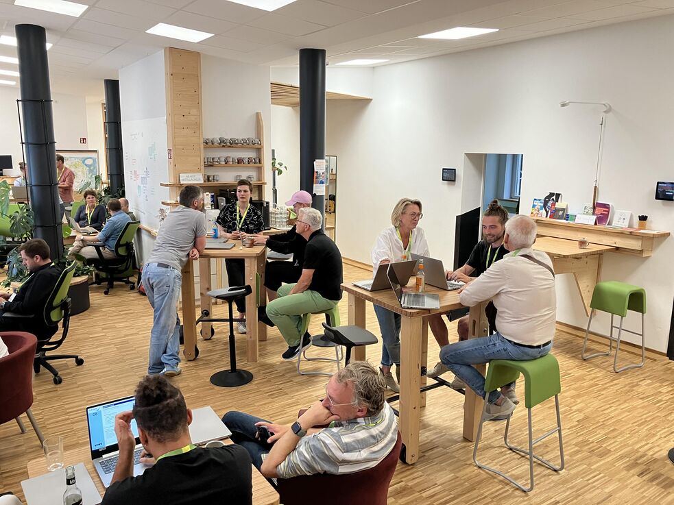 Vorschaubild zur Veranstaltung: Earth 4 All - Salon Bochum