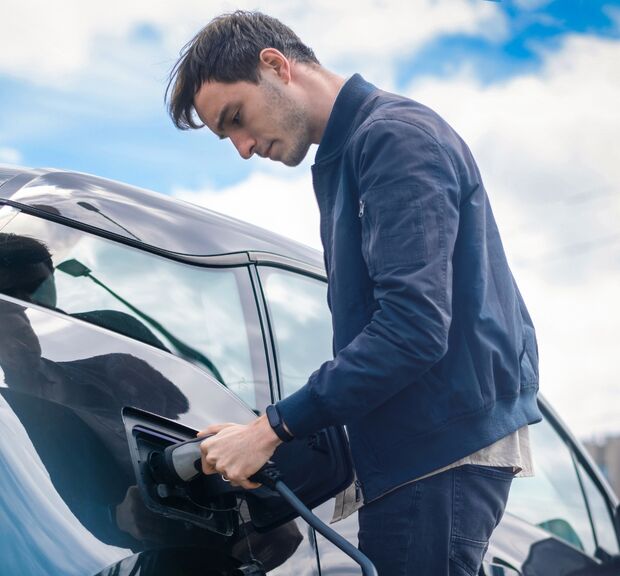 e-Auto finanzieren mit dem nachhaltigen Privatkredit der GLS Bank 