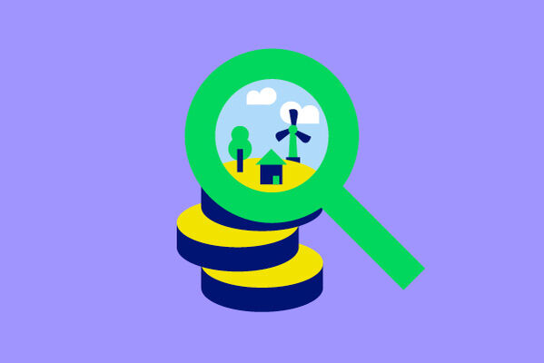 GLS Bank informiert über ihre Eigenanlagen Illustration: In einer Lupe sind ein Baum, ein Windrad und ein Haus zusehen, das Ganze platziert auf einem Münzstapel