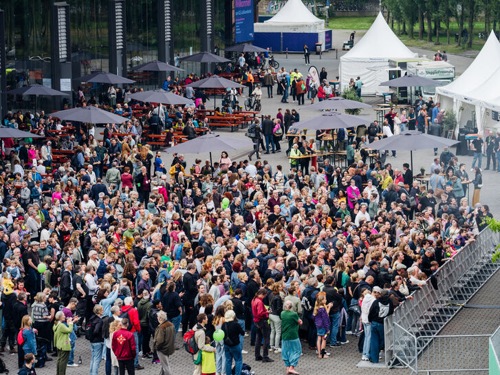 Mehr lesen zu „Gutes Morgen Festival: feiern, entdecken, erfahren, zusammen sein“